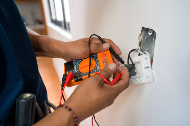 Best Circuit Breaker Repair  in Oskaloosa, KS